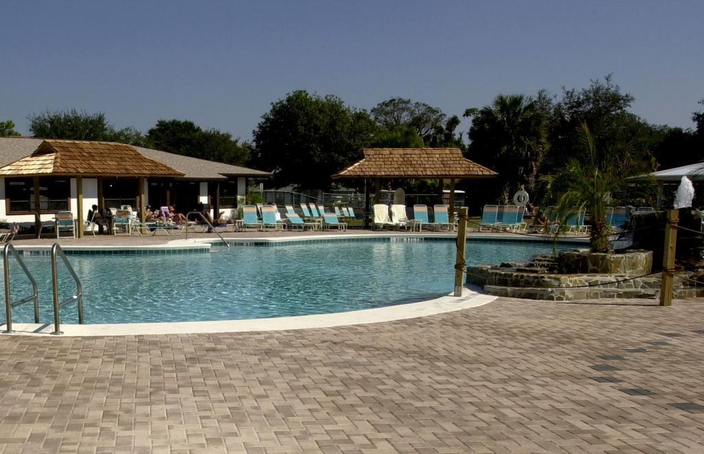 Cypress Cove Nudist Resort Poinciana Εξωτερικό φωτογραφία