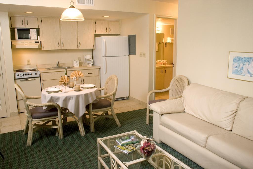 Cypress Cove Nudist Resort Poinciana Δωμάτιο φωτογραφία