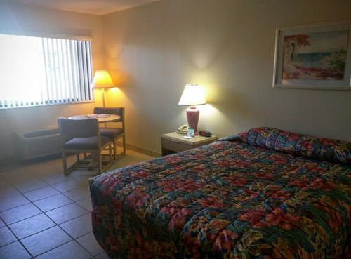 Cypress Cove Nudist Resort Poinciana Εξωτερικό φωτογραφία