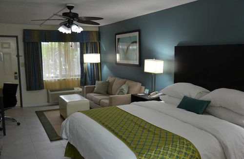 Cypress Cove Nudist Resort Poinciana Εξωτερικό φωτογραφία